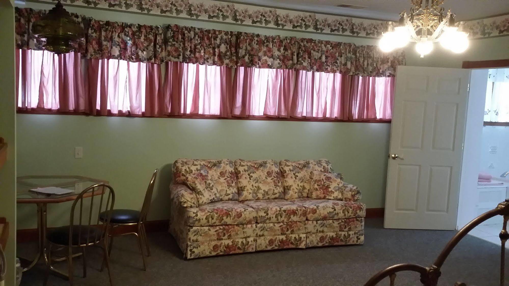 Chestnut Charm Bed & Breakfast Атлантик  Екстер'єр фото